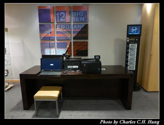 Holiday Inn_08.jpg