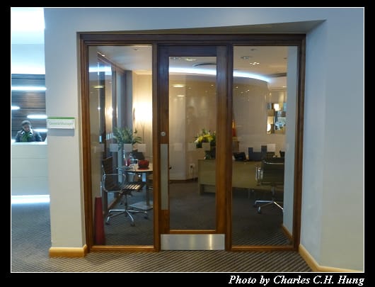 Holiday Inn_06.jpg