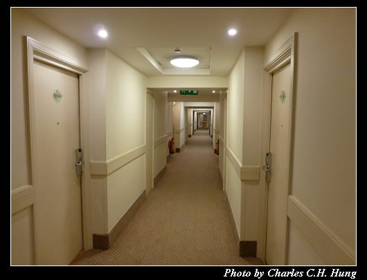 Holiday Inn_25.jpg