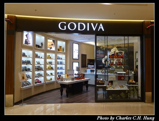 GODIVA_01.jpg GODIVA_01.jpg