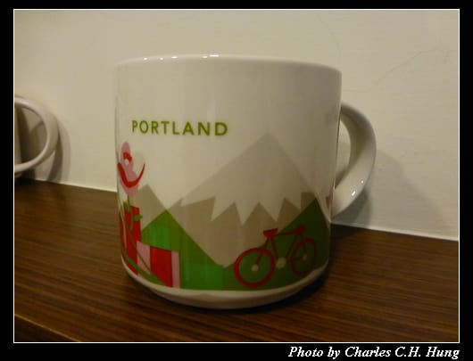 Starbucks_09.jpg