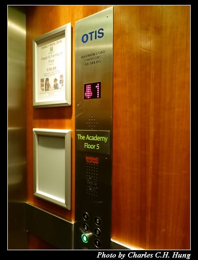 Holiday Inn Edinburgh_17.jpg