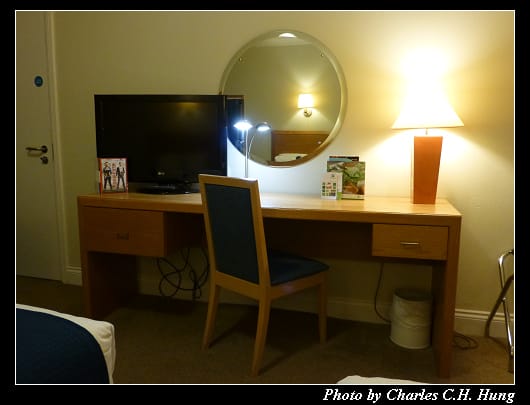 Holiday Inn Edinburgh_25.jpg