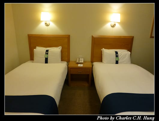 Holiday Inn Edinburgh_22.jpg