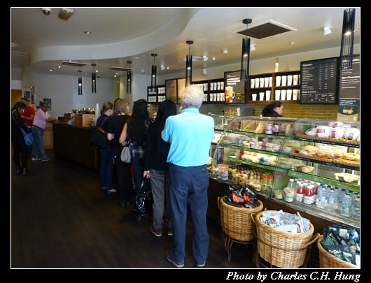 Starbucks_03.jpg Starbucks_03.jpg