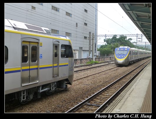 EMU800_19.jpg