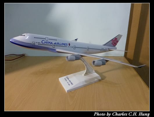 B747-400_01.jpg B747-400_01.jpg