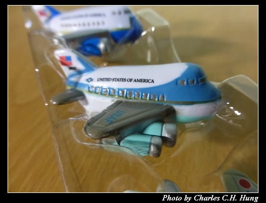 飛機磁鐵_07.jpg 飛機磁鐵_07.jpg