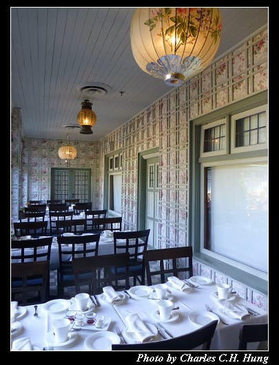 Dining_11.jpg