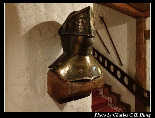 Swiss-Chalet_014.jpg Swiss-Chalet_014.jpg