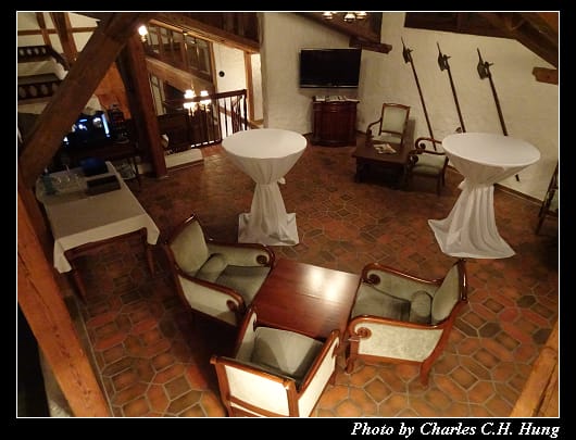 Swiss-Chalet_017.jpg Swiss-Chalet_017.jpg