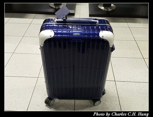 Rimowa_001.jpg