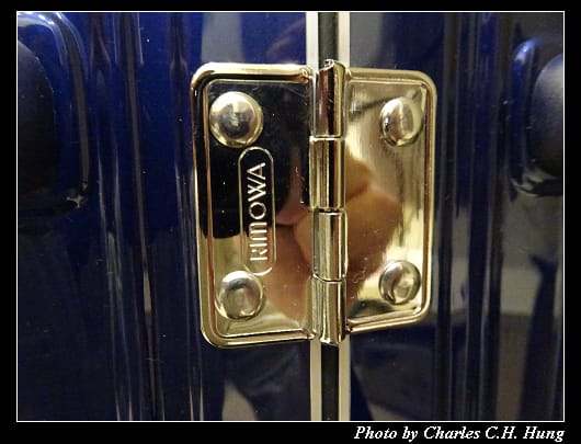 Rimowa_005.jpg