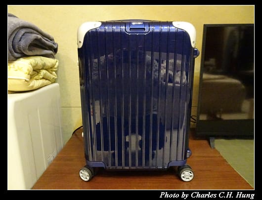Rimowa_003.jpg