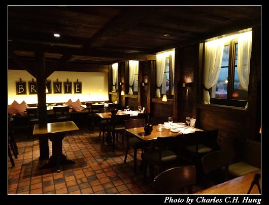 Restaurant_004.jpg