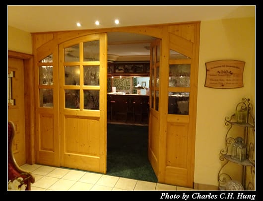 Restaurant_001.jpg