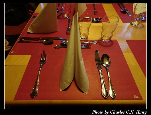 Restaurant_006.jpg
