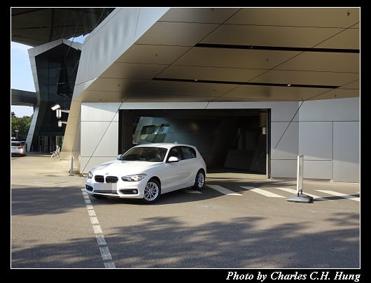 BMW_009.jpg BMW_009.jpg