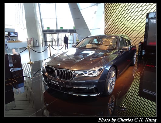 BMW_021.jpg BMW_021.jpg