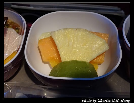TG-925_070.jpg