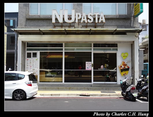 NU_001.jpg