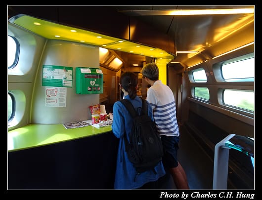 TGV 9863_043.jpg