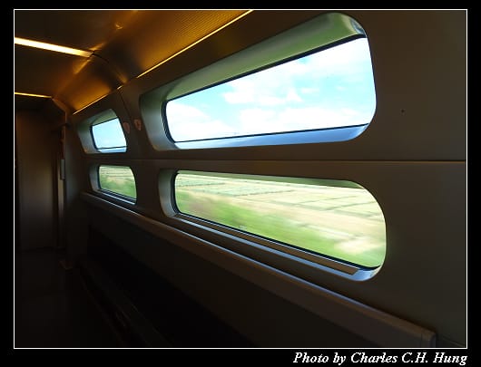 TGV 9863_048.jpg