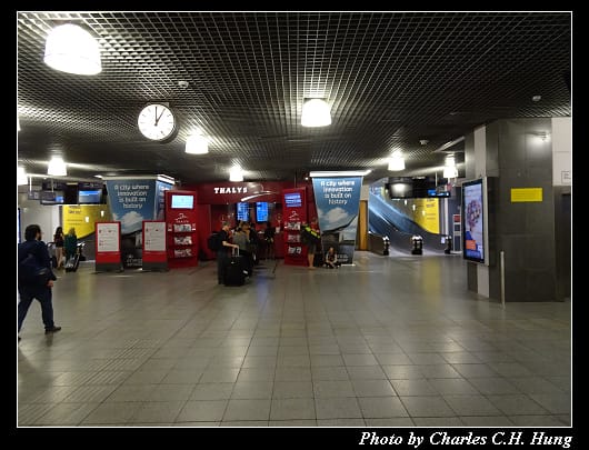 TGV 9863_064.jpg