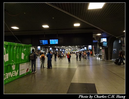 TGV 9863_068.jpg