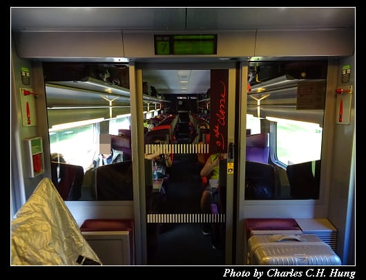 TGV 9863_023.jpg