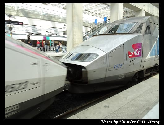 TGV 9863_009.jpg
