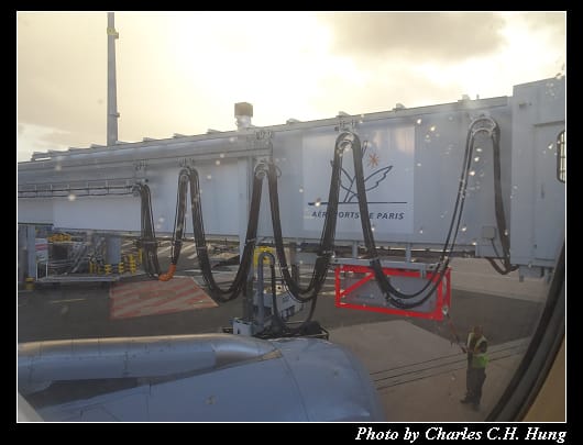 4U-8404_110.jpg