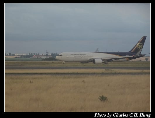4U-8404_102.jpg