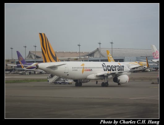 CI-7592_043.jpg