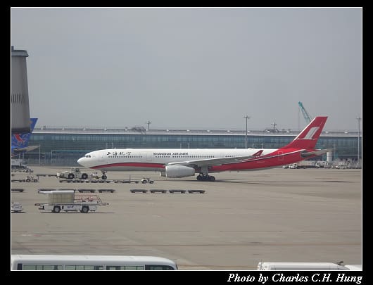 CI-221_008.jpg