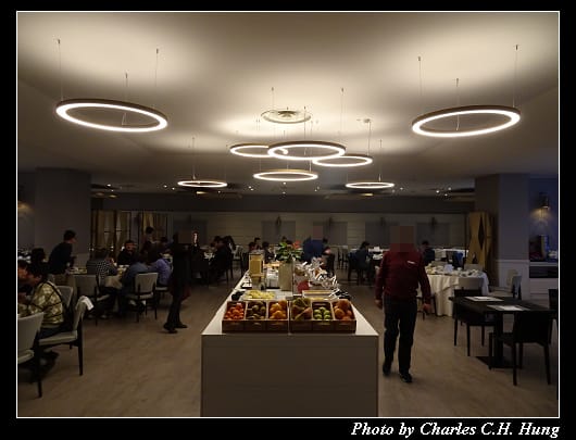 Restaurant_002.jpg Restaurant_002.jpg