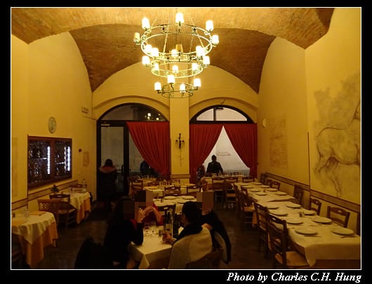 Osteria_004.jpg