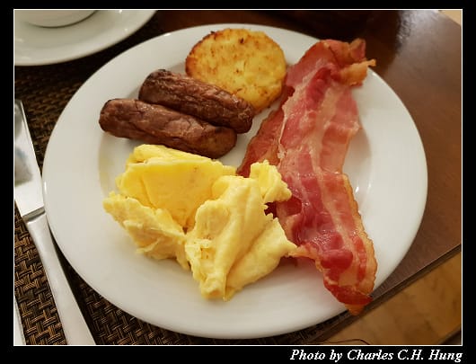 Breakfast_006.jpg Breakfast_006.jpg