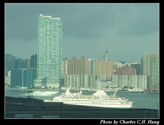 登船_001.jpg 登船_001.jpg