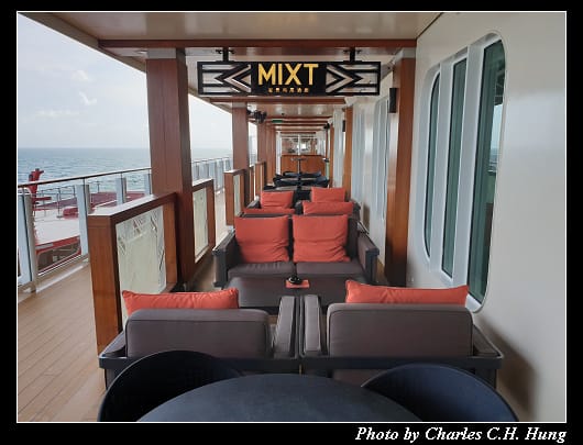 Deck 8_009.jpg Deck 8_009.jpg