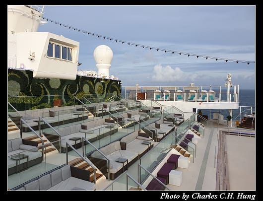 Deck 17_024.jpg