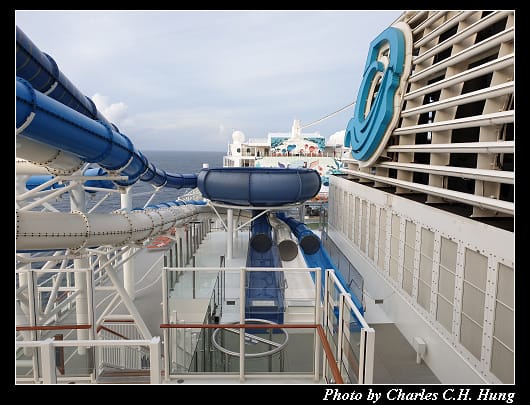 Deck 18_019.jpg