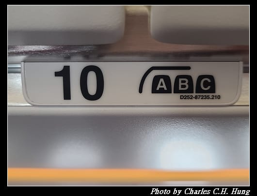 8888_011.jpg