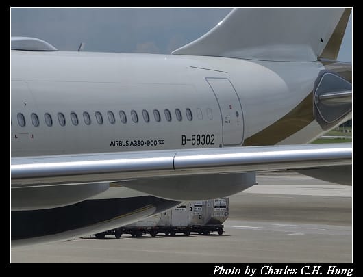 JX-8330_002.jpg