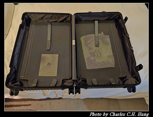 RIMOWA_025.jpg