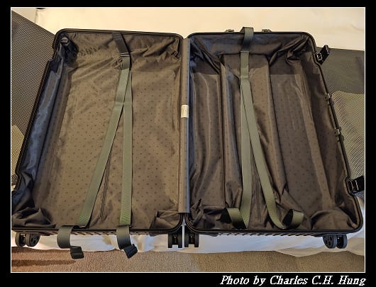 RIMOWA_030.jpg