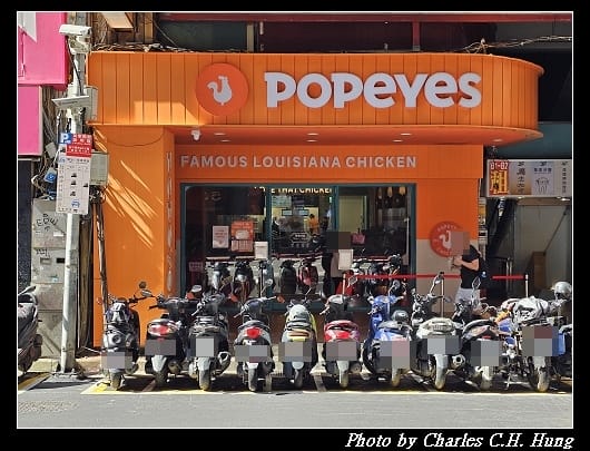 Popeyes_001.jpg Popeyes_001.jpg