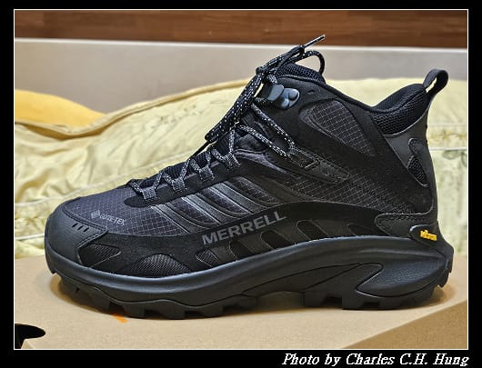 MERRELL_006.jpg