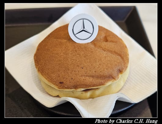 BENZ_050.jpg BENZ_050.jpg