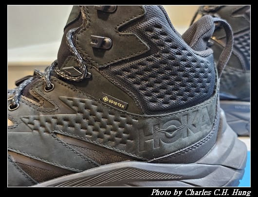 HOKA_008.jpg